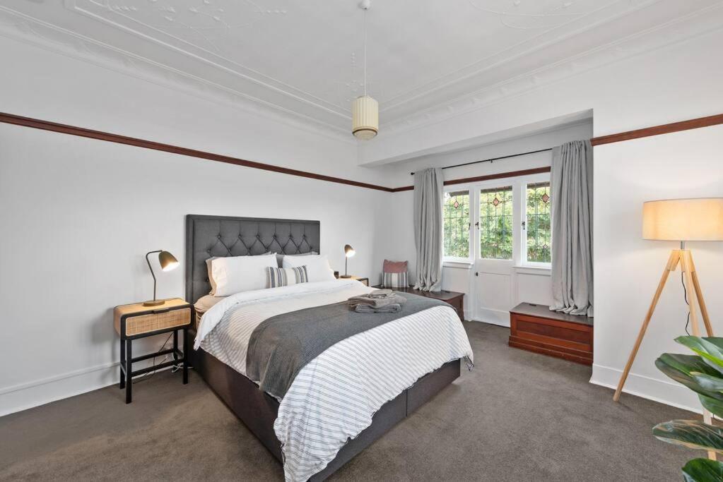 Apartmán Art Deco In Ascot! ~ 2 Bed / 1 Bath / 1 Car Brisbane Exteriér fotografie